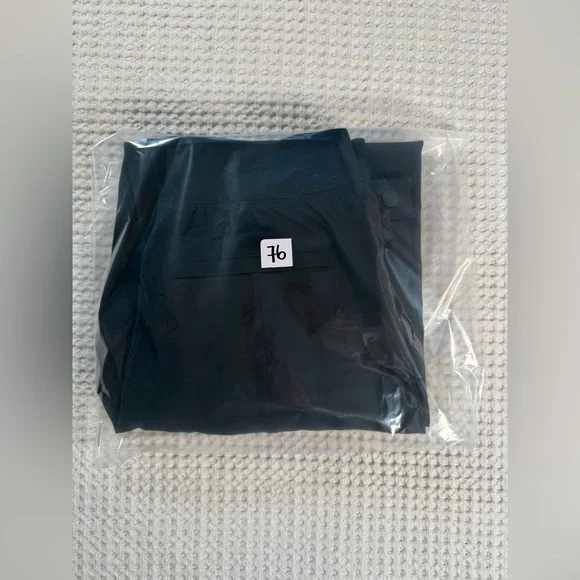 NEW Athleta Black Women’s Endless Cargo Pants Size 4 - Picture 10 of 10